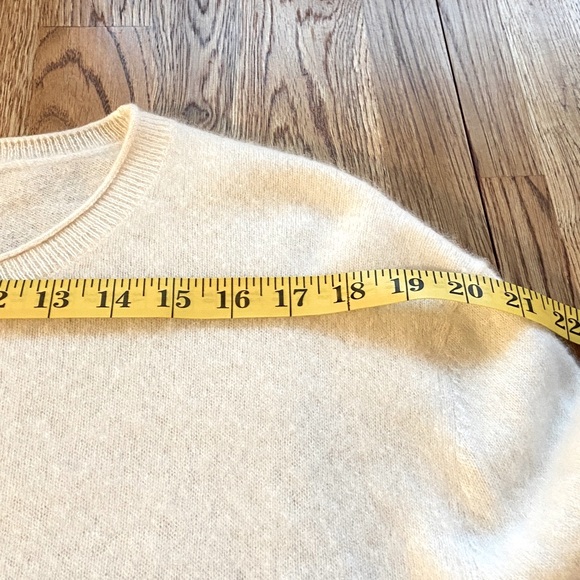 Rachel Zoe 100% Cashmere White and Navy Striped Sweater XL - Picture 11 of 14